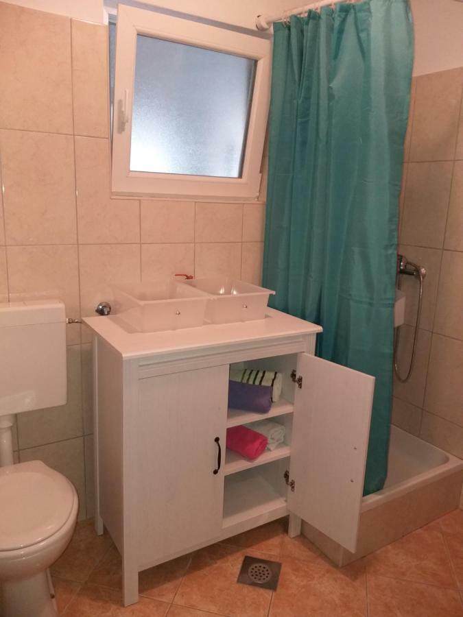 Apartment Ivana Turanj Bagian luar foto